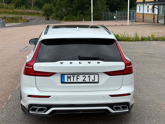 Volvo V60 27 of 30