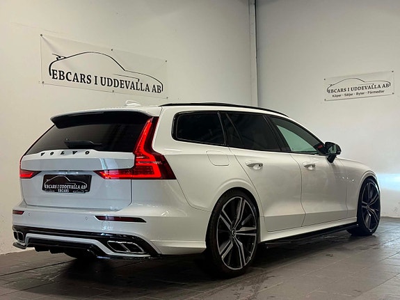 Volvo V60 5 of 30