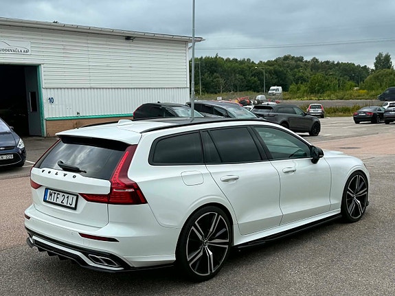 Volvo V60 26 of 30