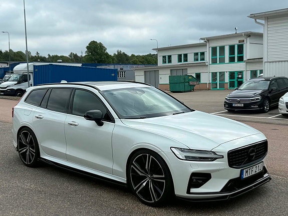 Volvo V60 24 of 30