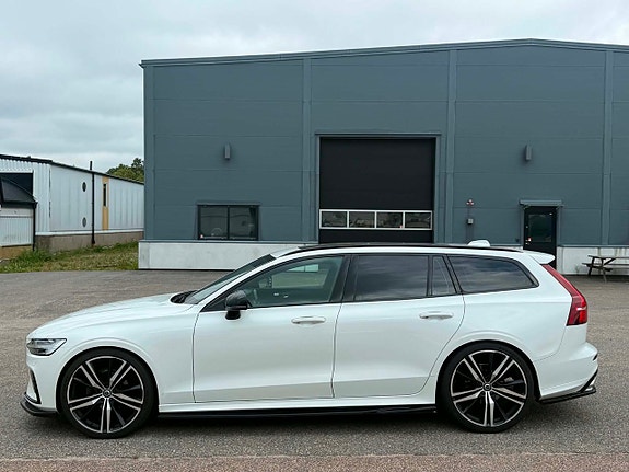 Volvo V60 28 of 30