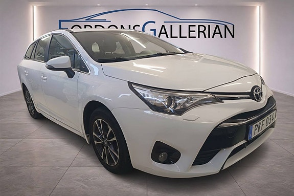 Toyota Avensis 3 of 11