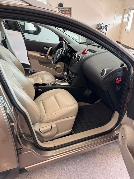 Nissan Qashqai+2 6 of 12