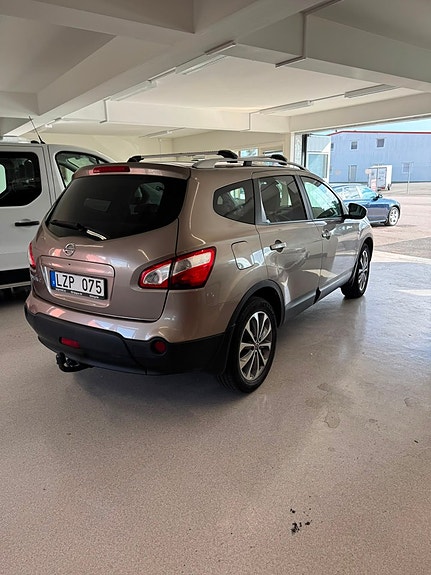 Nissan Qashqai+2 3 of 12