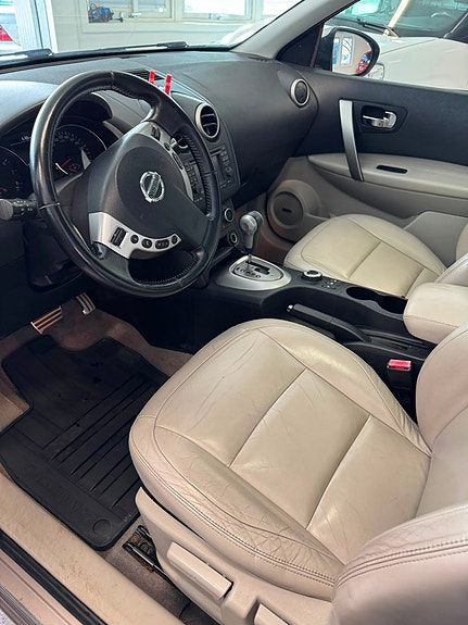 Nissan Qashqai+2 9 of 12