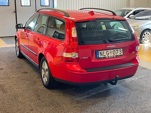Volvo V50 4 of 10