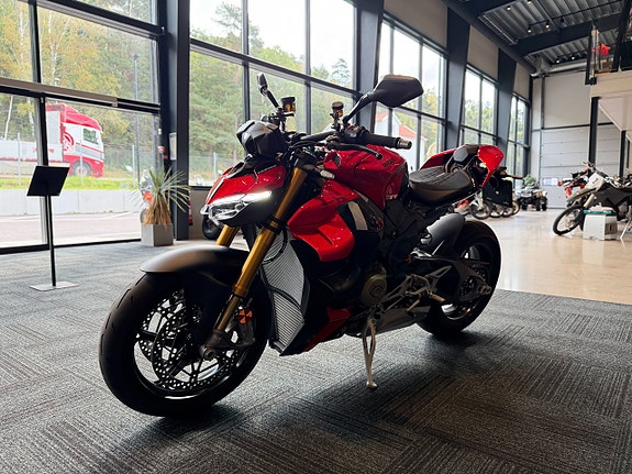 Ducati Streetfighter V4 S Corse *DEMO* 11 of 11