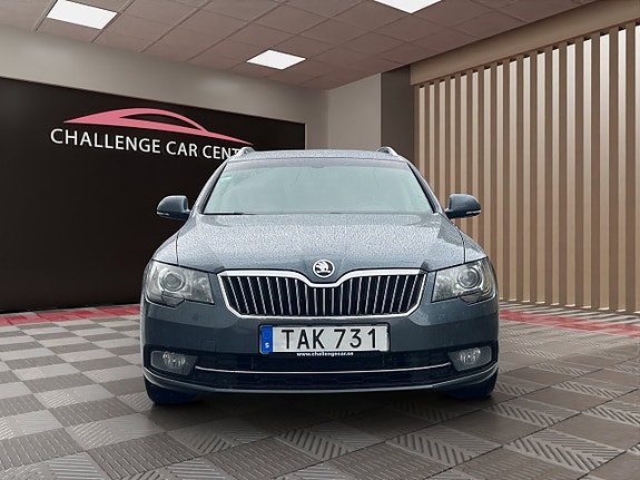 Skoda Superb 8 of 14