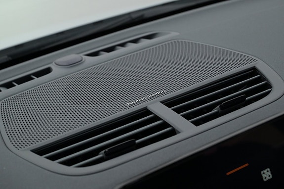 Polestar 2 17 of 27