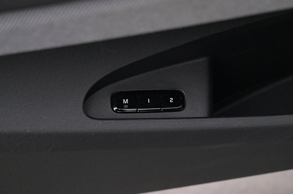 Polestar 2 10 of 27