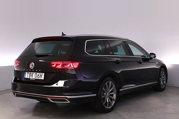 Volkswagen Passat 5 of 27