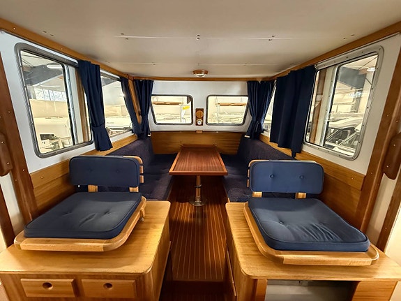 Triton 29 Fly 2004 Volvo Penta 7 of 12