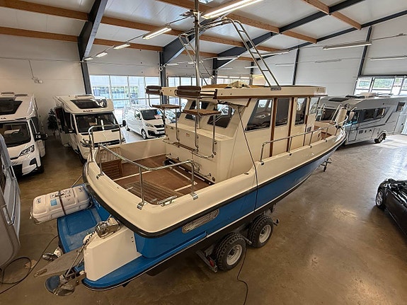 Triton 29 Fly 2004 Volvo Penta 5 of 12