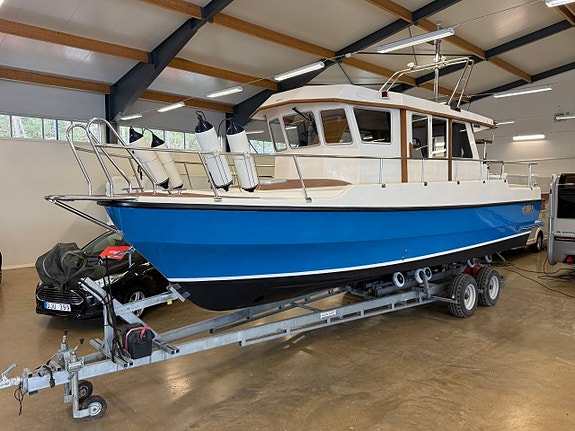 Triton 29 Fly 2004 Volvo Penta 3 of 12