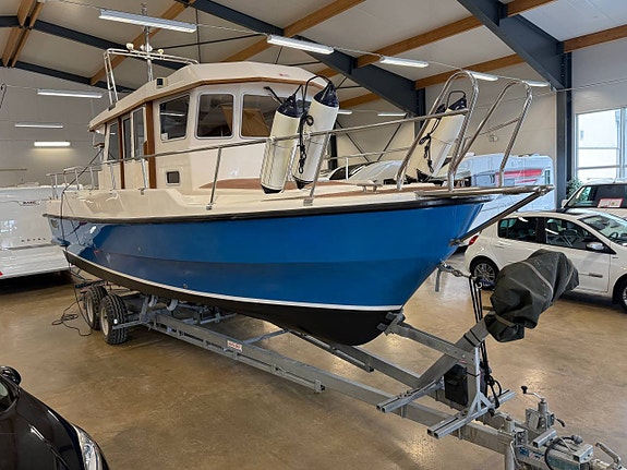Triton 29 Fly 2004 Volvo Penta 4 of 12