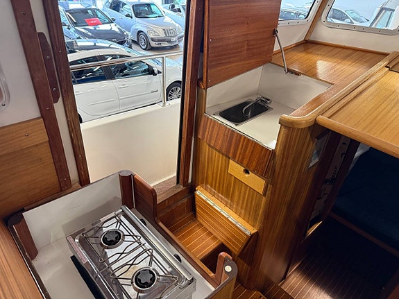 Triton 29 Fly 2004 Volvo Penta 9 of 12