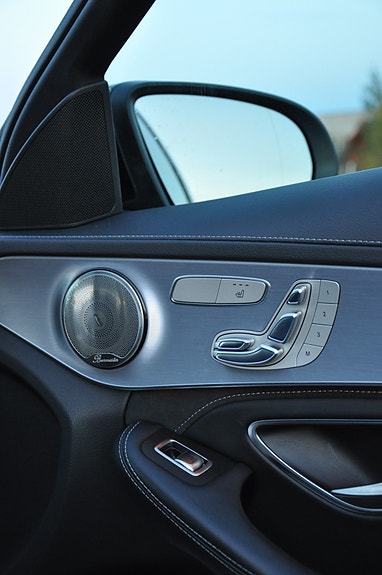 Mercedes-Benz C63 20 of 24