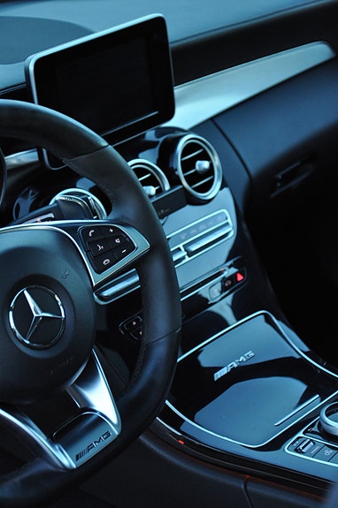 Mercedes-Benz C63 15 of 24