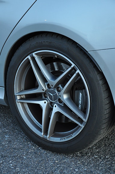 Mercedes-Benz C63 23 of 24