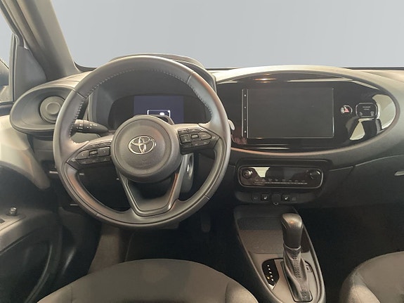 Toyota Aygo X 8 of 16