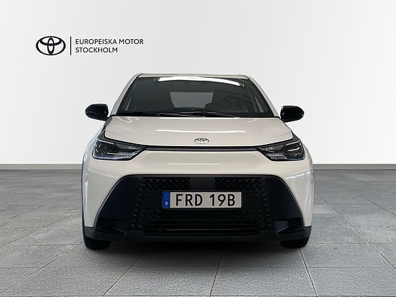 Toyota Aygo X 5 of 16