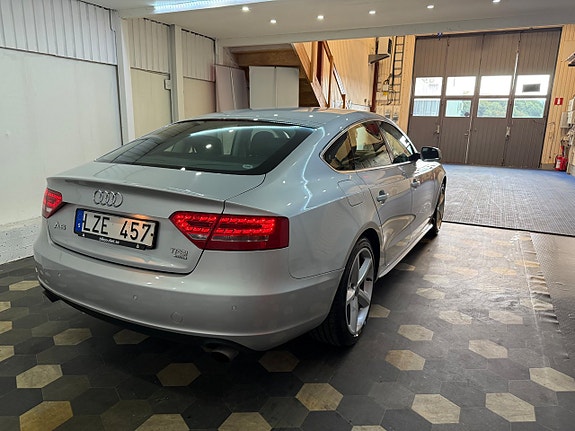 Audi A5 3 of 17