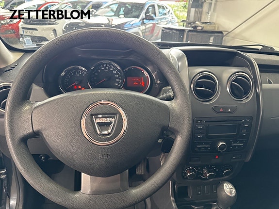 Dacia Duster 12 of 16