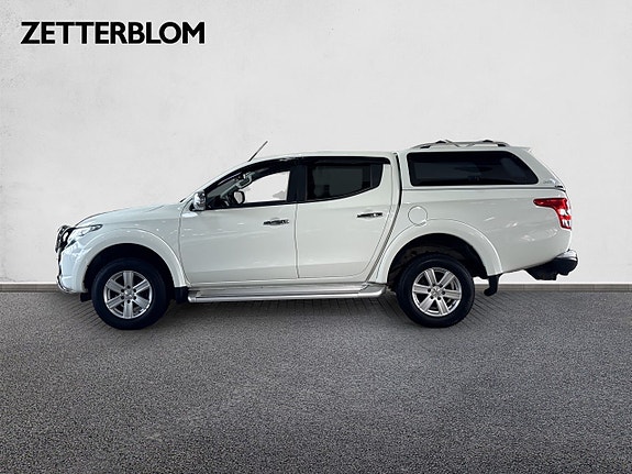 Mitsubishi L200 2 of 14