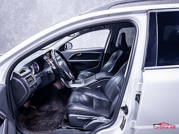 Volvo V70 10 of 28