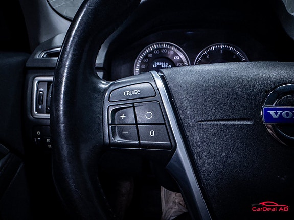 Volvo V70 22 of 28