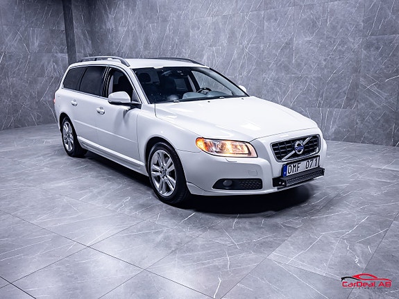 Volvo V70 9 of 28