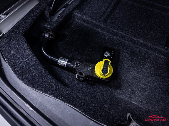 Volvo V70 18 of 28