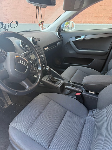 Audi A3 4 of 5