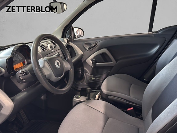 Smart Fortwo coupe 7 of 14