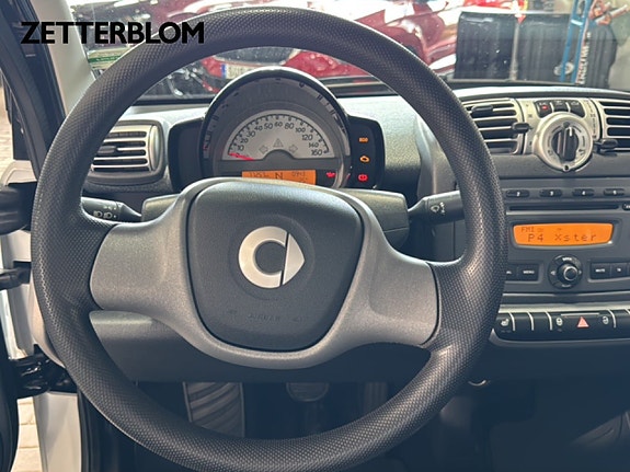 Smart Fortwo coupe 12 of 14