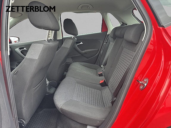 Volkswagen Polo 9 of 14