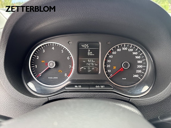 Volkswagen Polo 11 of 14