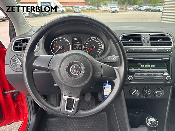 Volkswagen Polo 12 of 14
