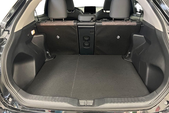 Toyota Yaris Cross 12 of 21