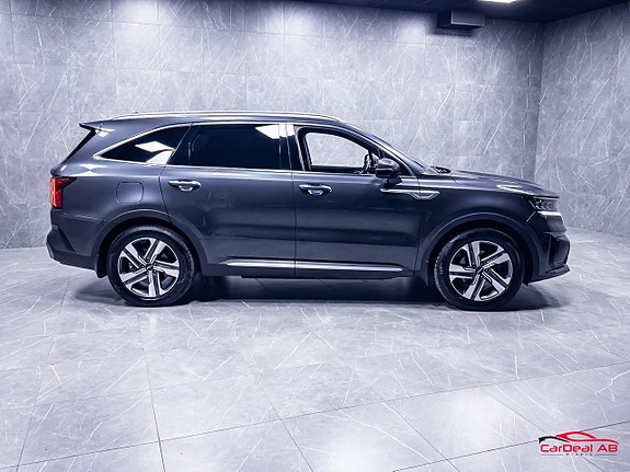 Kia Sorento 9 of 30