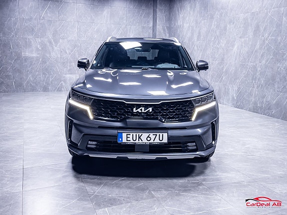 Kia Sorento 2 of 30