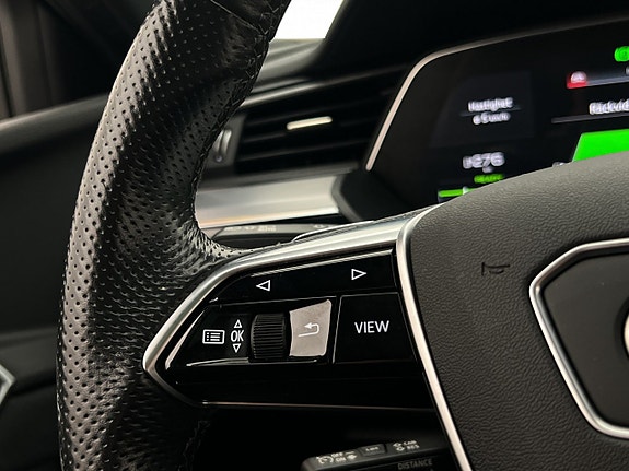 Audi e-tron 18 of 30