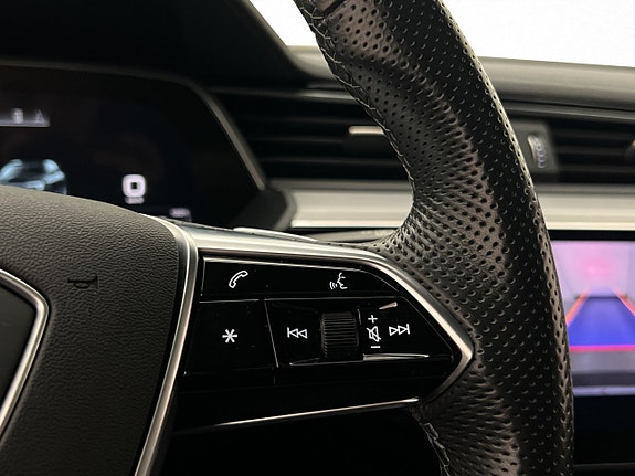 Audi e-tron 20 of 30