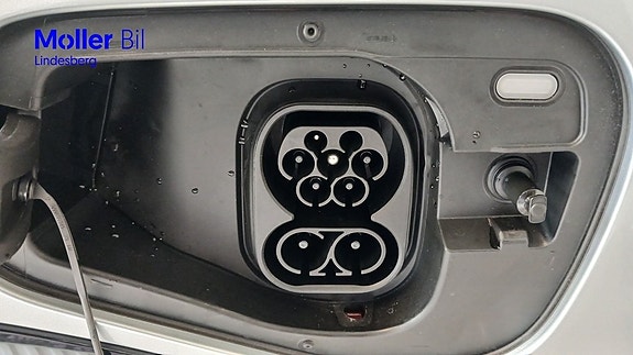 Volkswagen Tiguan 12 of 27