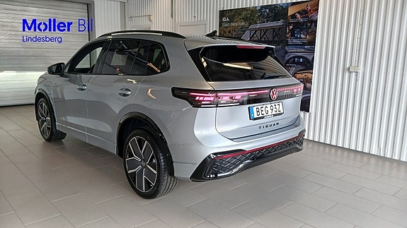 Volkswagen Tiguan 6 of 27