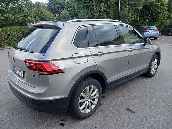 Volkswagen Tiguan 9 of 17