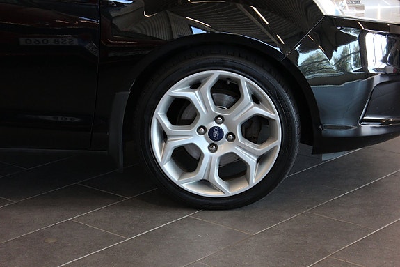 Ford B-MAX 11 of 15