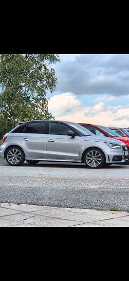 Audi A1 2 of 2