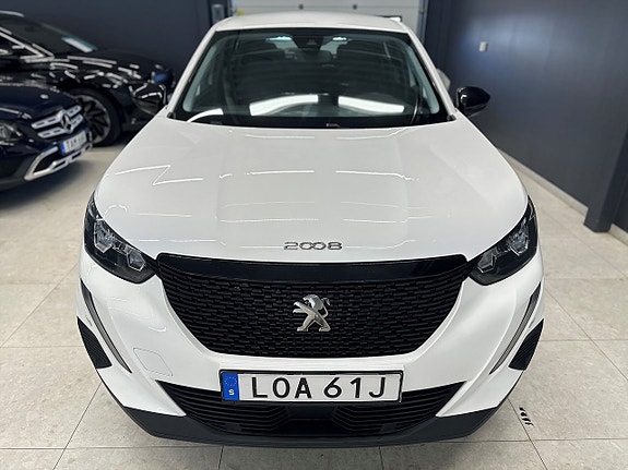 Peugeot 2008 2 of 16