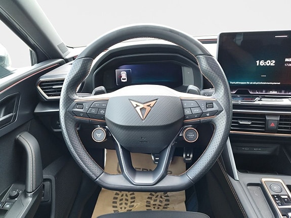 Cupra Leon 12 of 15
